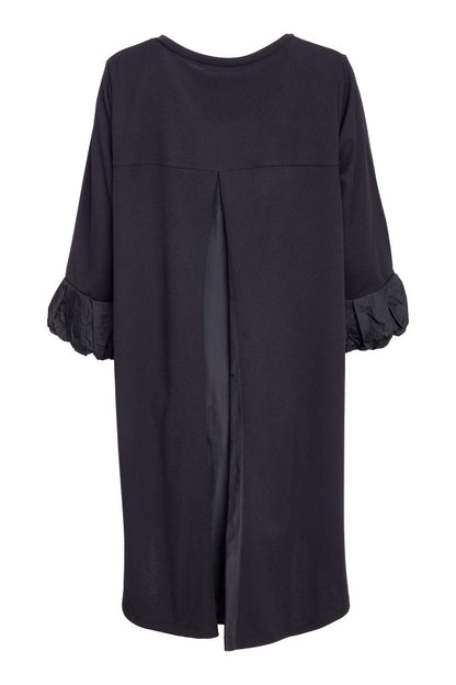 Naya Black Curved Hem Tunic Top w/Necklace