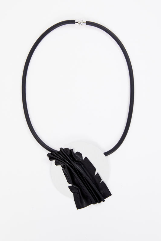Naya Black/Silver Disc/Feather Necklace