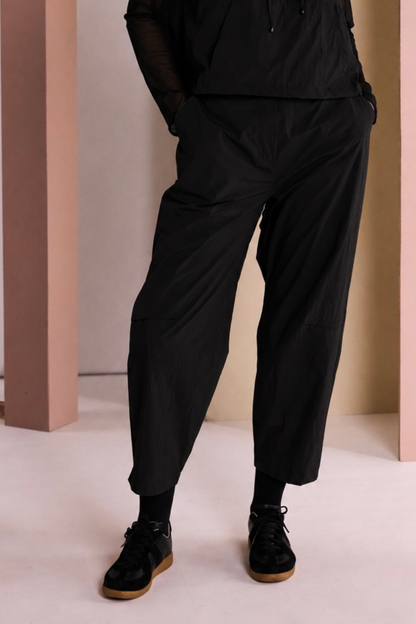 Naya Black Balloon Shape Trouser