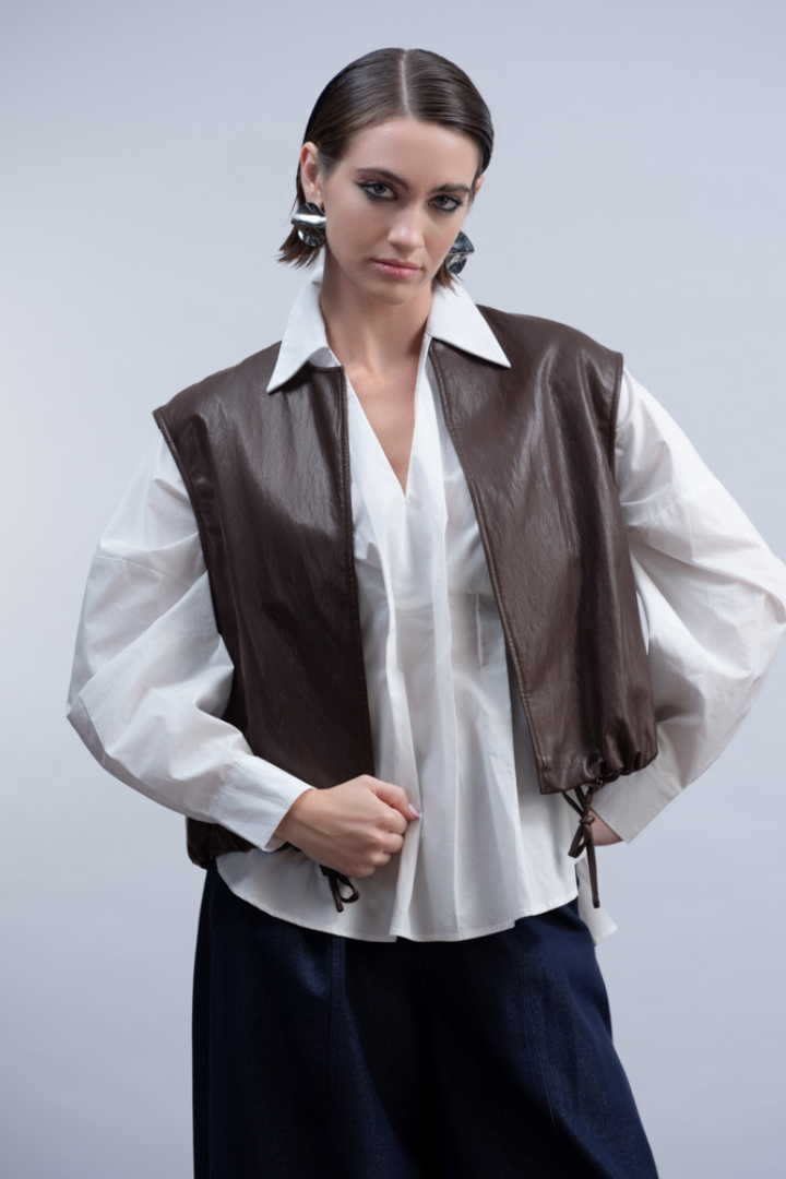 Haako Chocolate Toggled Waistcoat H2010