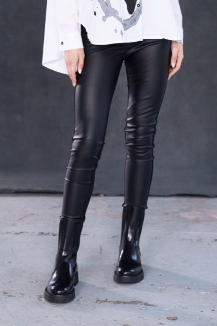Naya Black Leatherette Legging