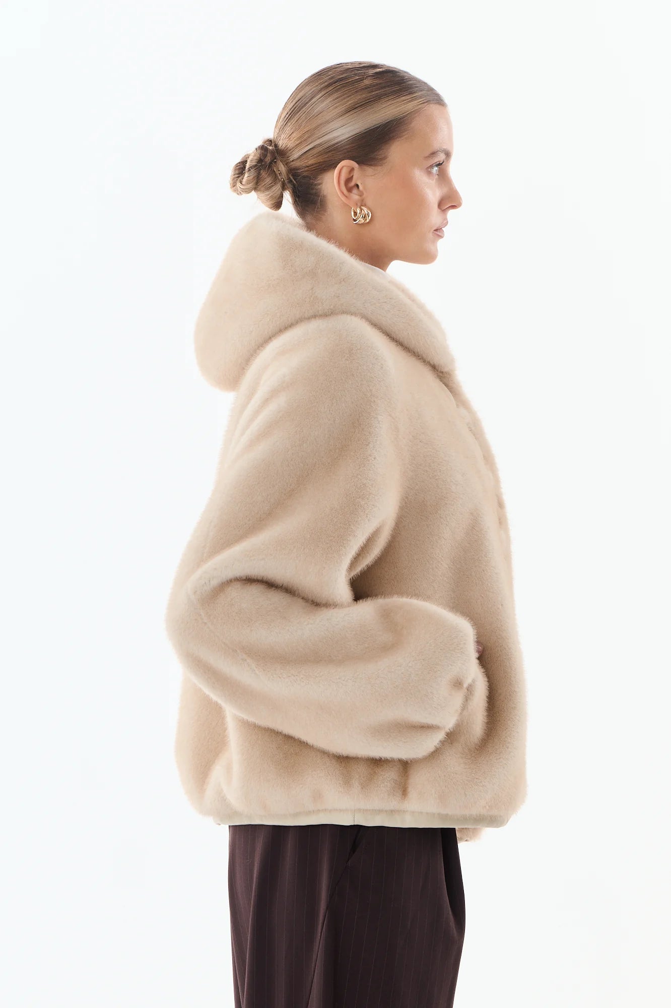 Giovanni Wayla Beige Faux Fur Jacket