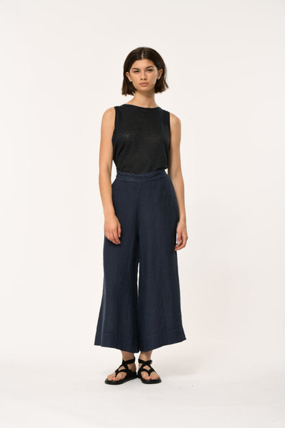 Humility LIREO Navy Linen Crop Trouser